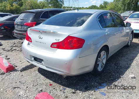 2013 Infiniti G37 Journey z USA, uszkodzony, nr VIN JN1CV6AP6DM720112